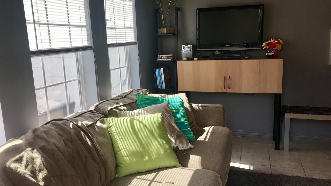 Photo of Livingroom in Burbank
