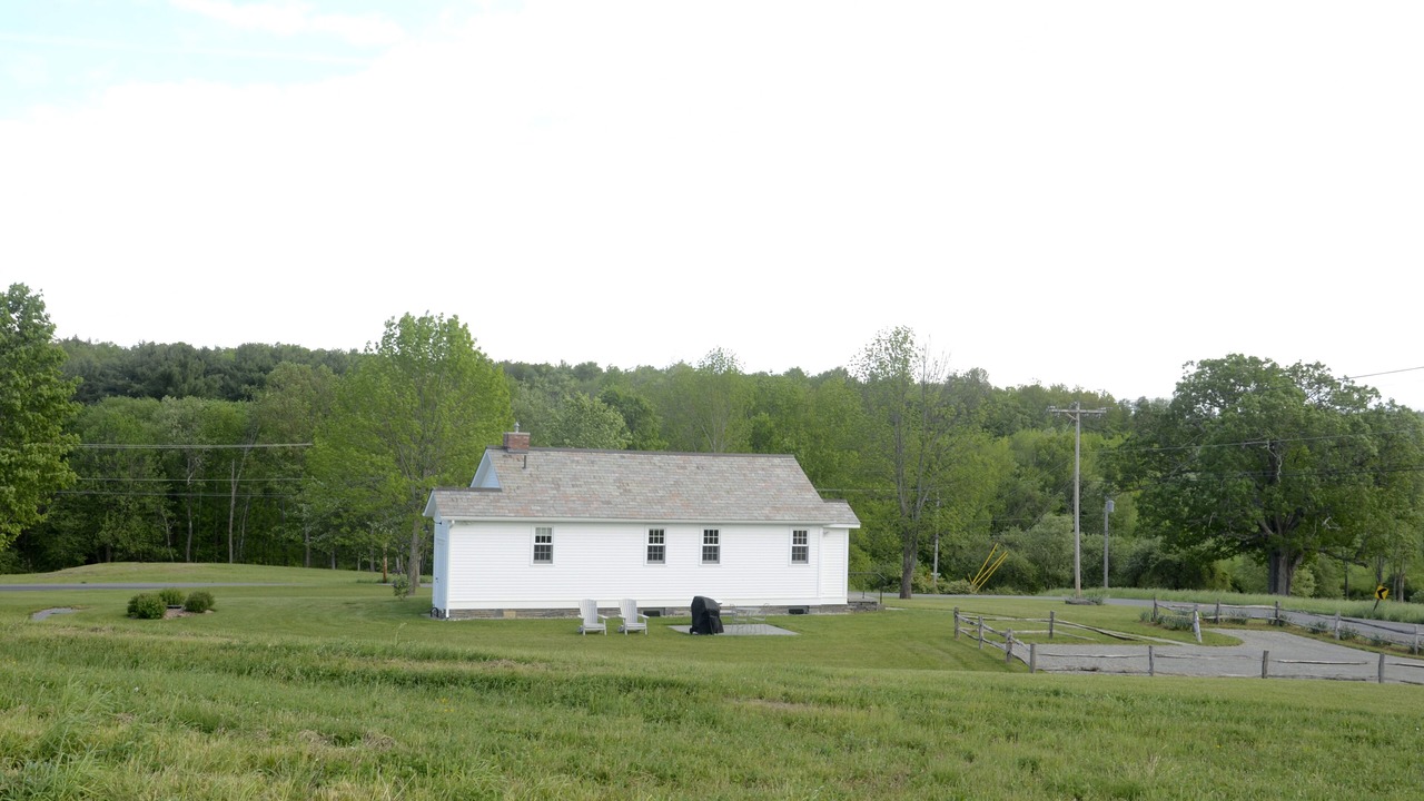 Photo of Others in Buskirk