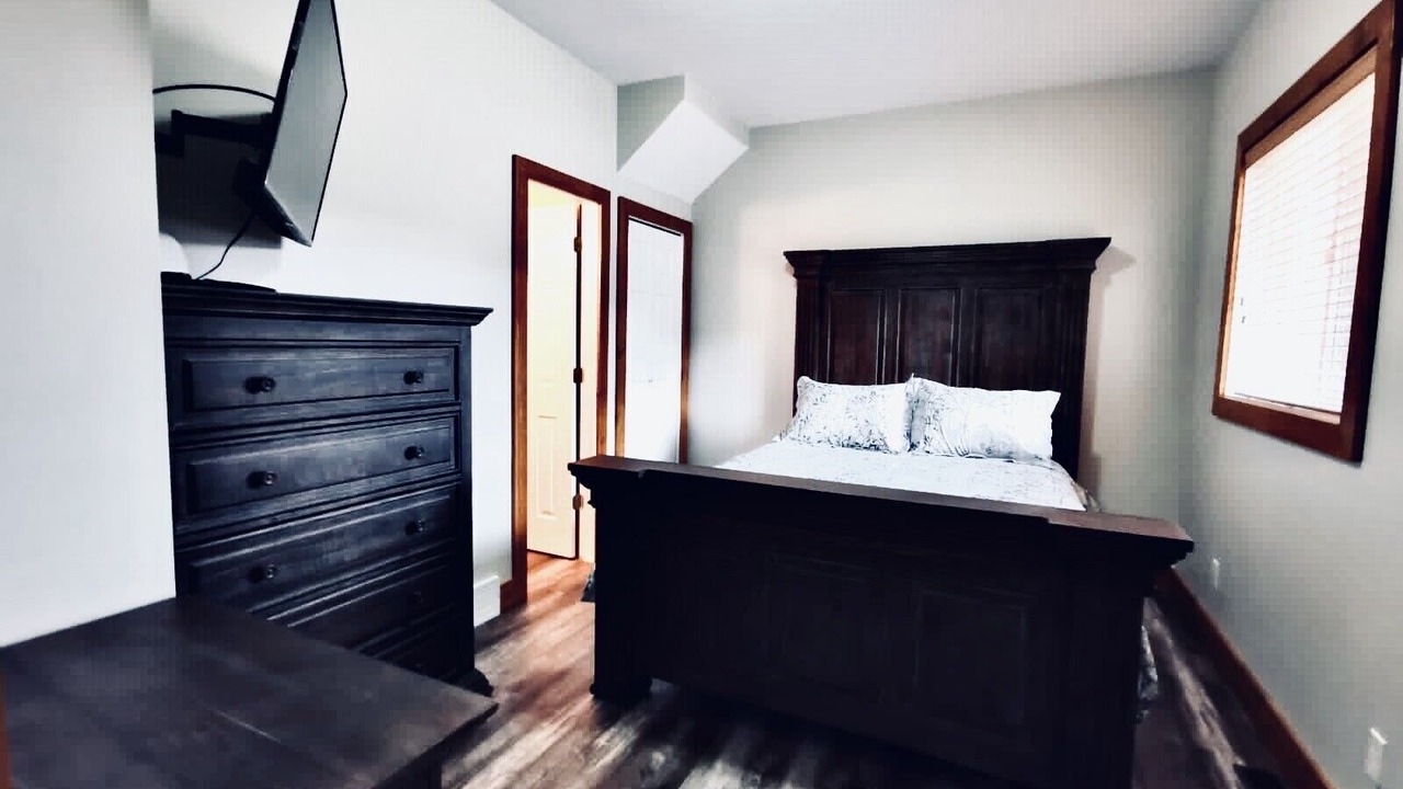 Photo of Bedroom in East Kootenay