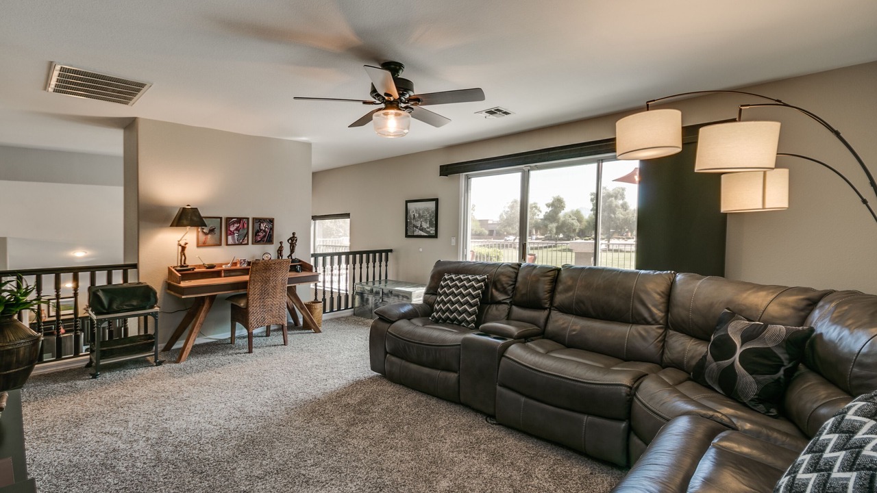 Photo of Livingroom in Superstition Springs