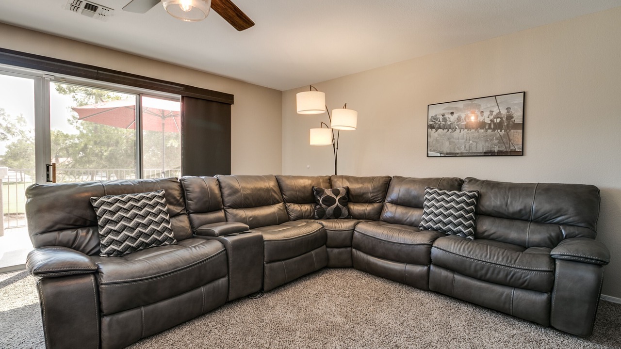 Photo of Livingroom in Superstition Springs