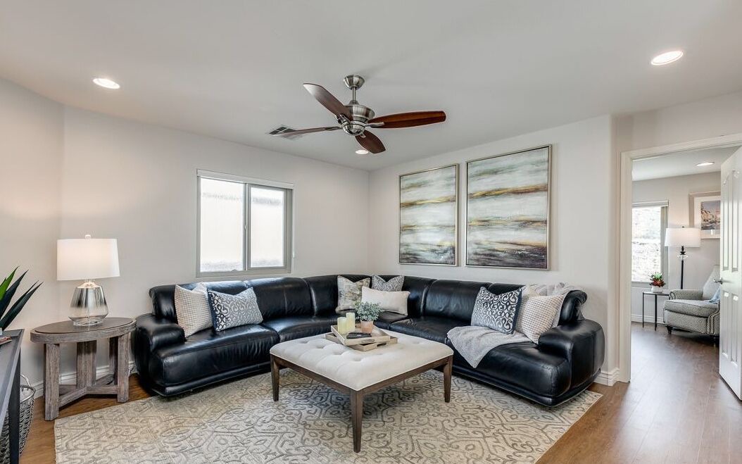 Photo of Livingroom in Foothills