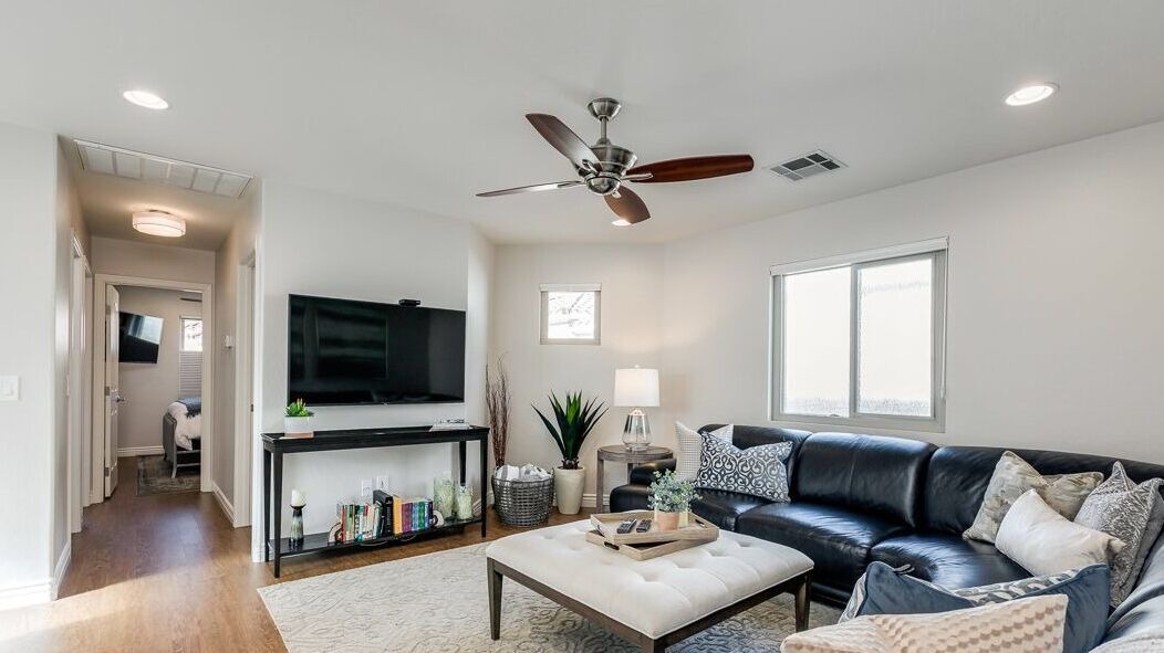 Photo of Livingroom in Foothills
