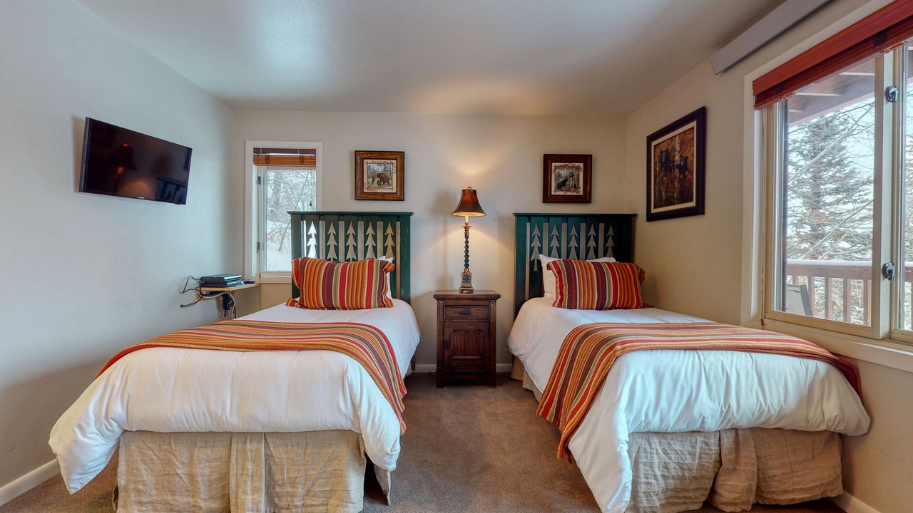Photo of Bedroom in Jackson
