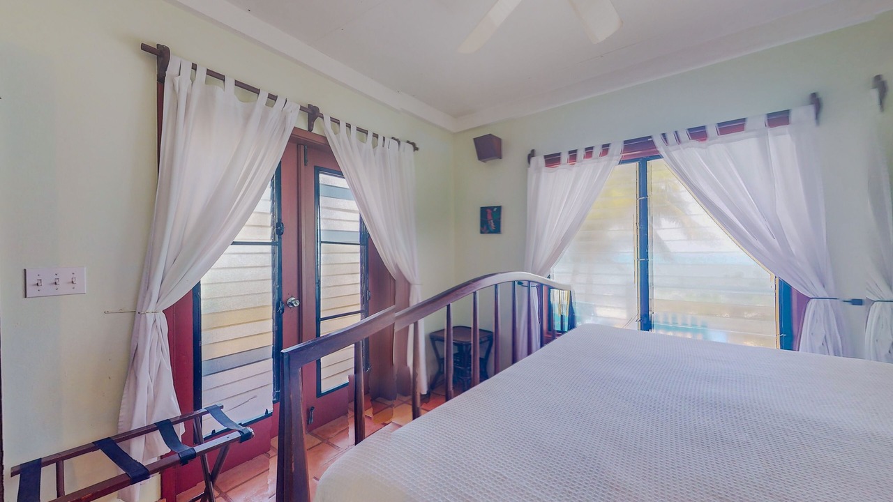 Photo of Bedroom in Placencia