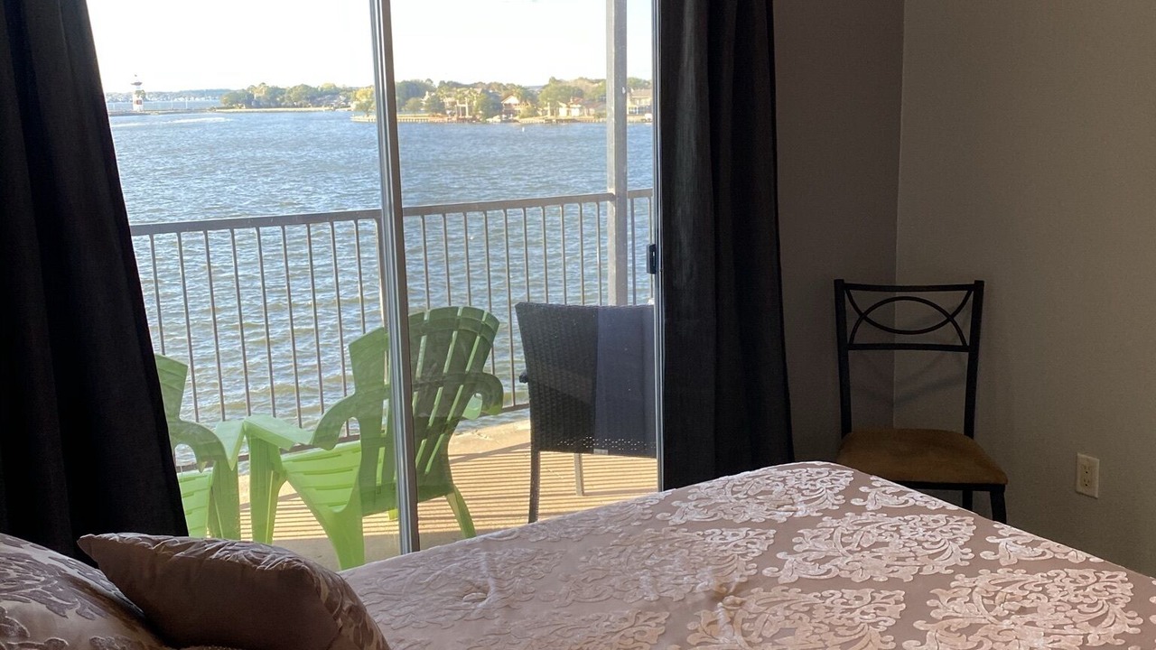 Photo of Bedroom in Seven Coves
