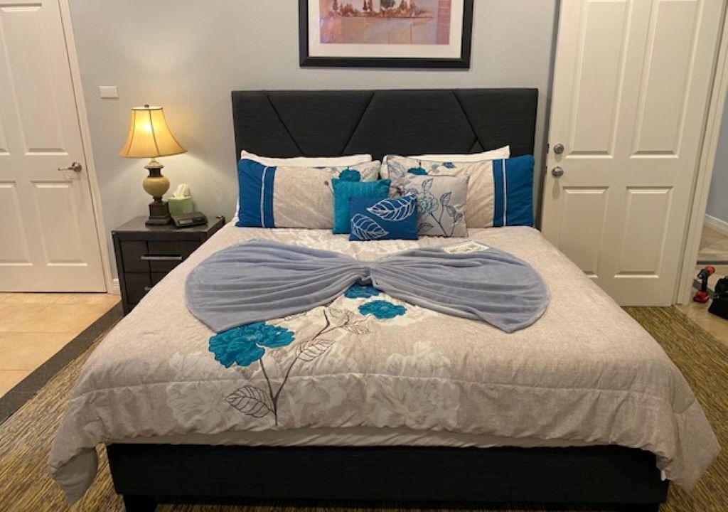 Photo of Bedroom in Seven Coves