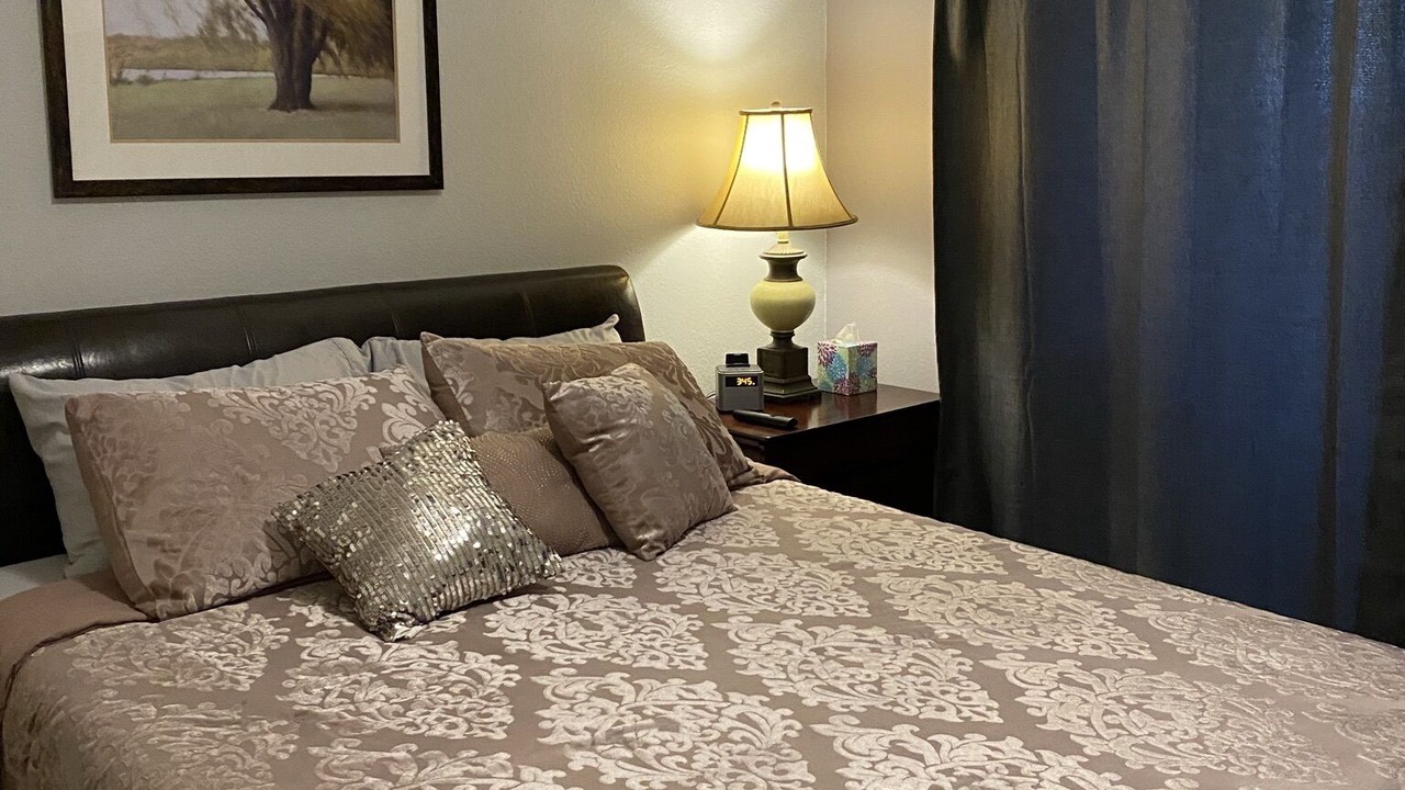 Photo of Bedroom in Seven Coves