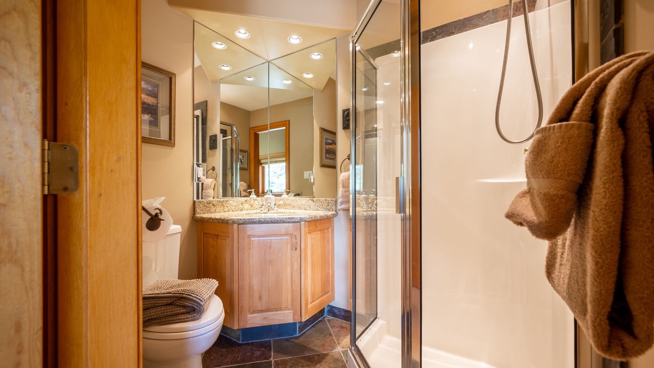 Photo of Bathroom in Nicklaus North