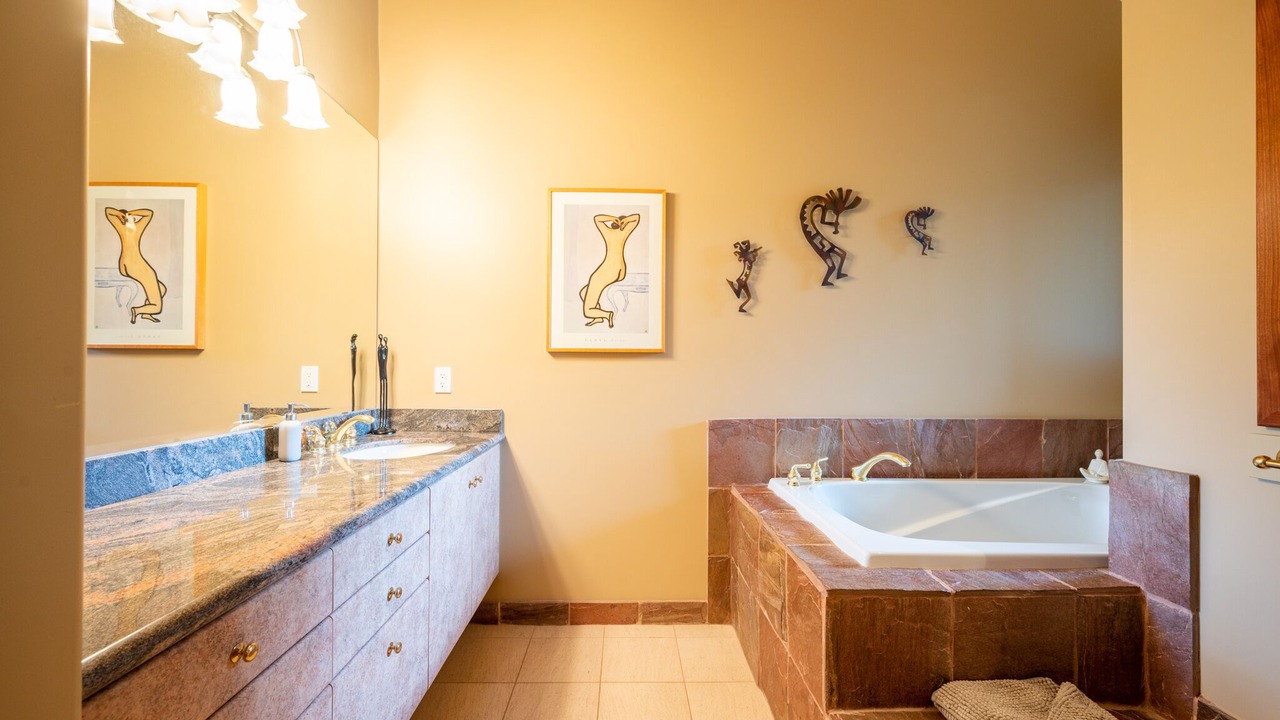 Photo of Bathroom in Nicklaus North
