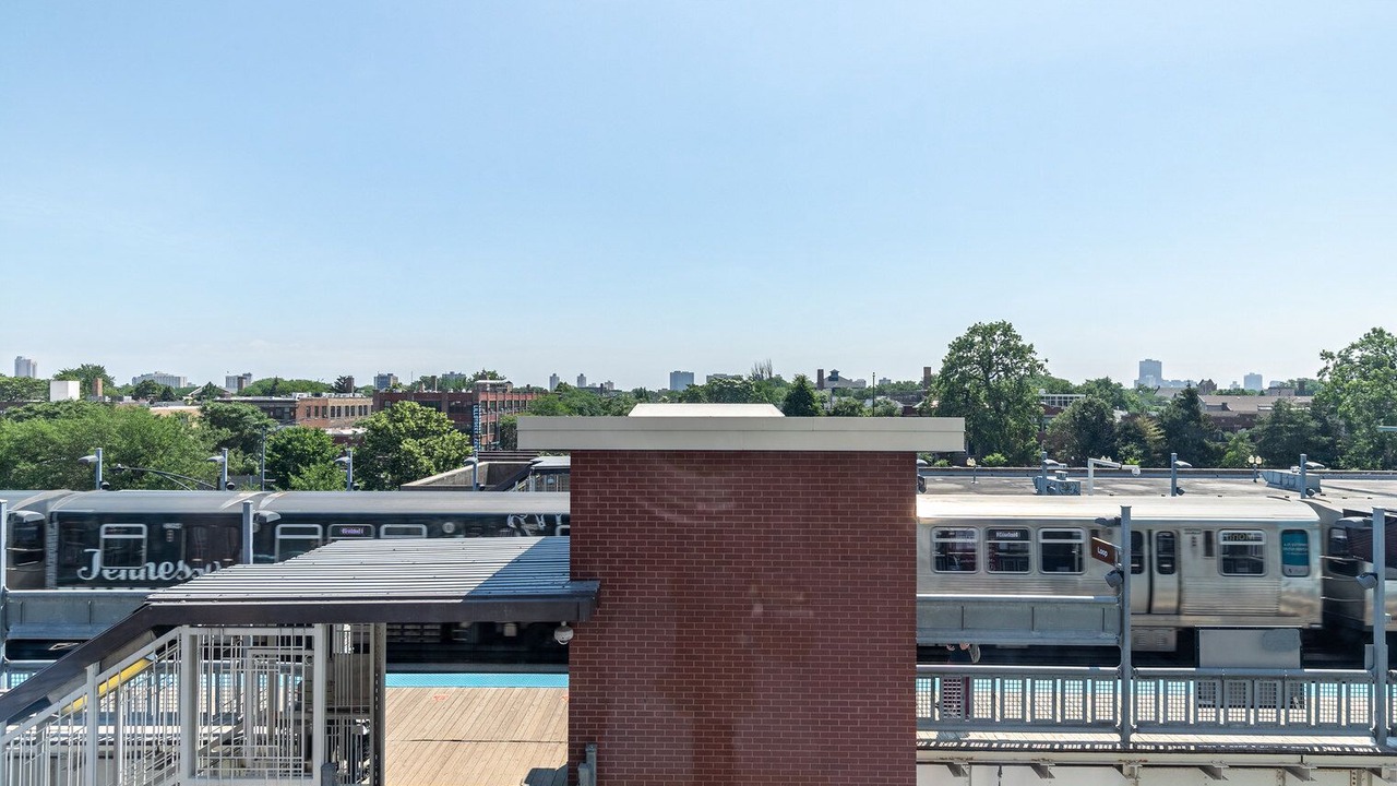 Photo of Outdoor in North Center