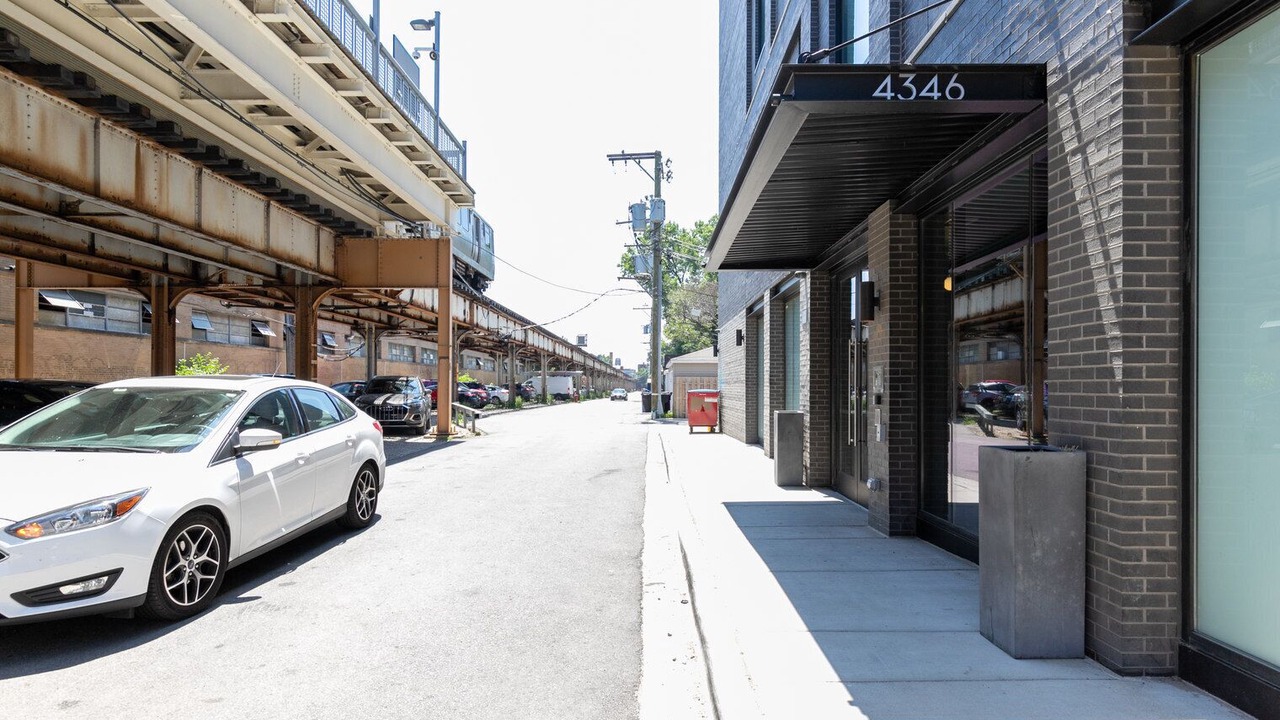 Photo of Outdoor in North Center