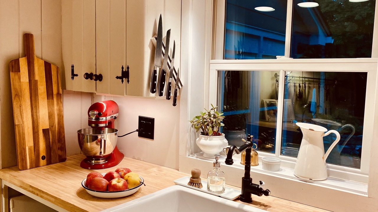 Photo of Kitchen in East Hampton