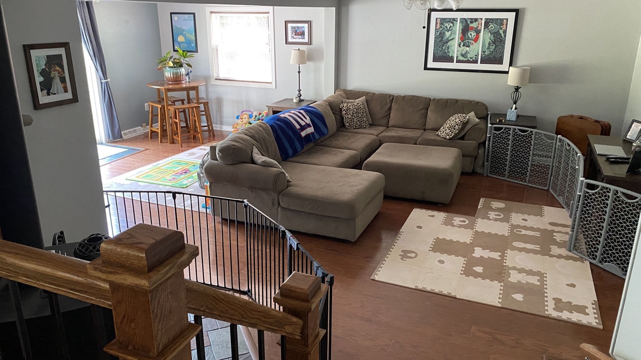 Photo of Livingroom in Saratoga Springs