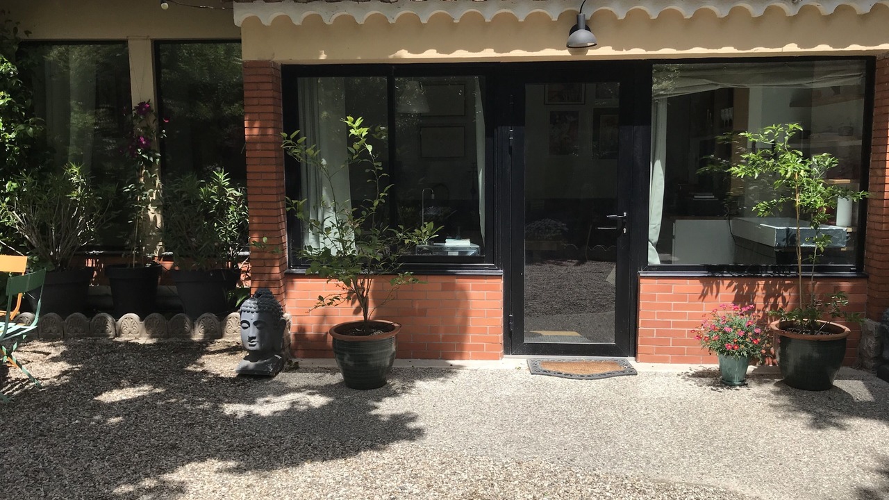 Photo of Outdoor in Faubourg Saint-Jacques