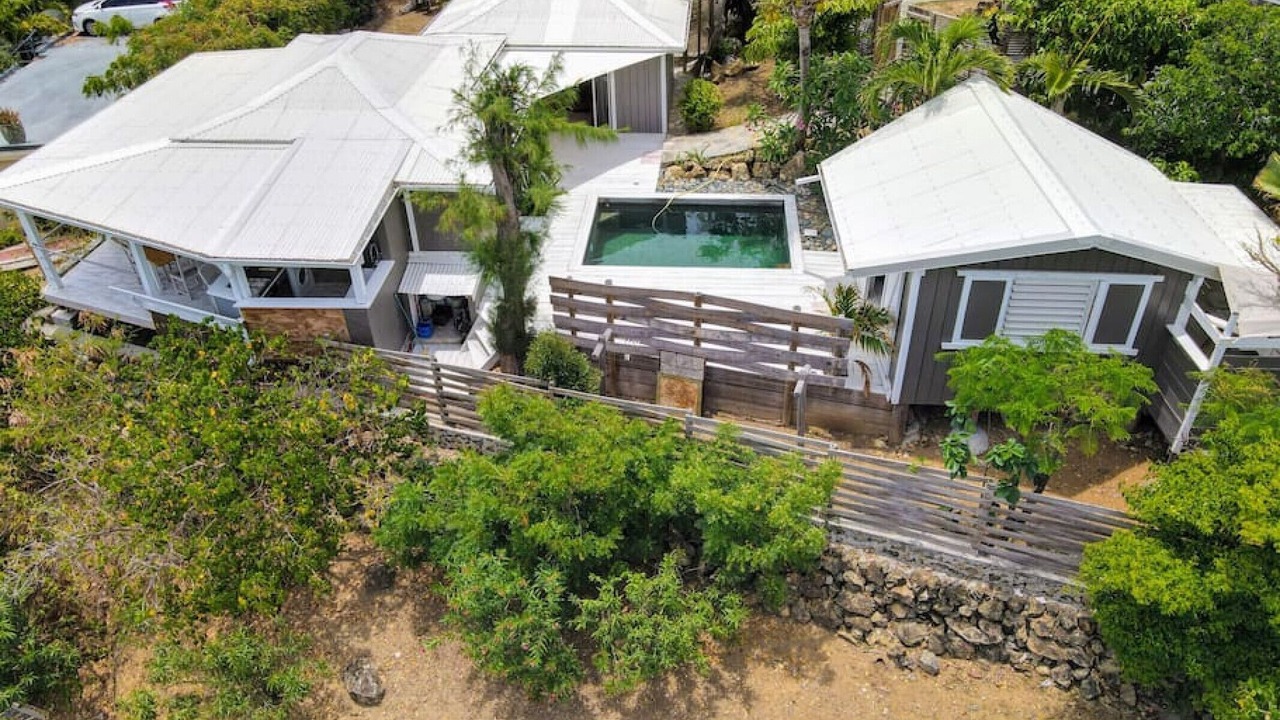 Photo of Outdoor in Oyster Pond