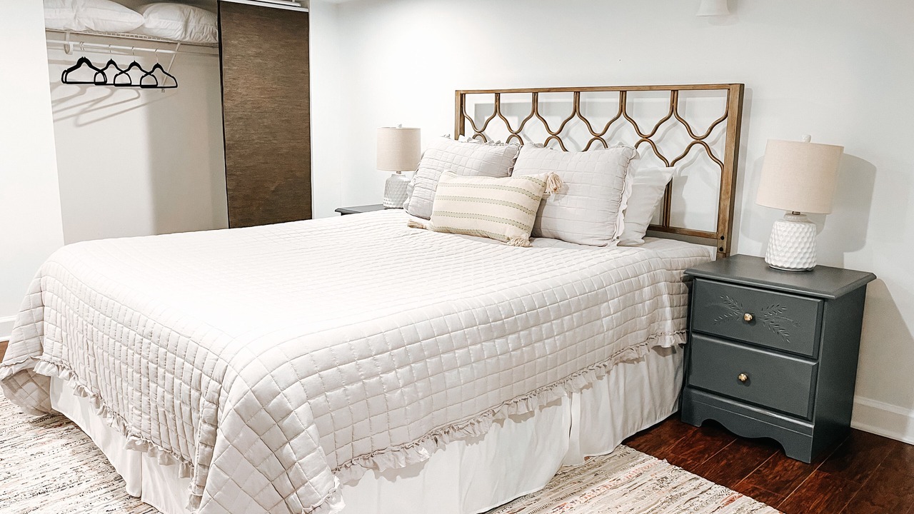 Photo of Bedroom in Lakeview