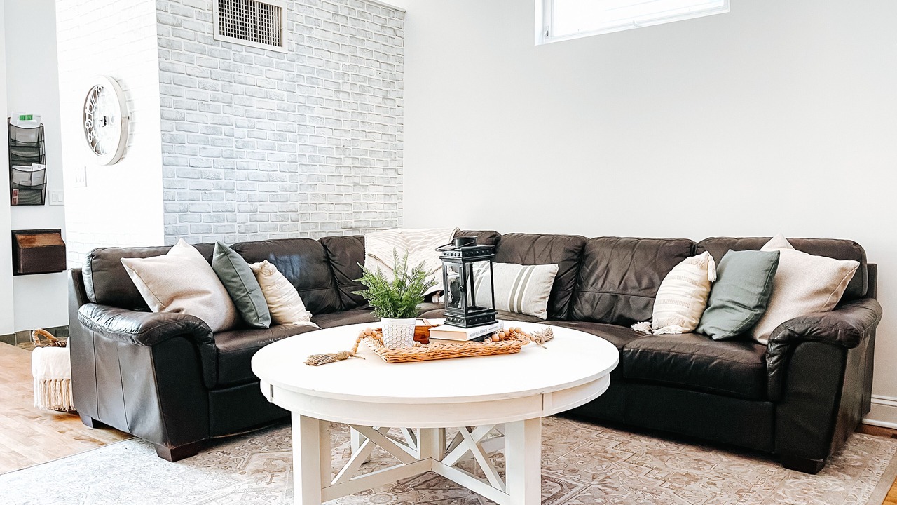 Photo of Livingroom in Lakeview