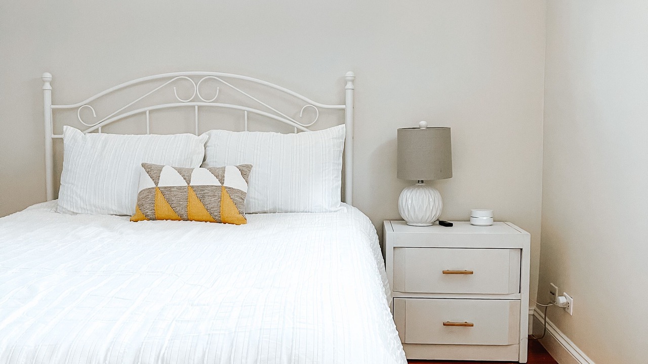 Photo of Bedroom in Lakeview