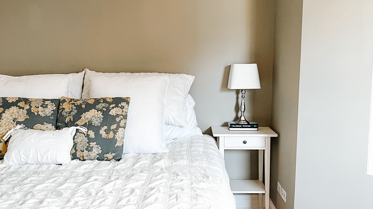 Photo of Bedroom in Lakeview