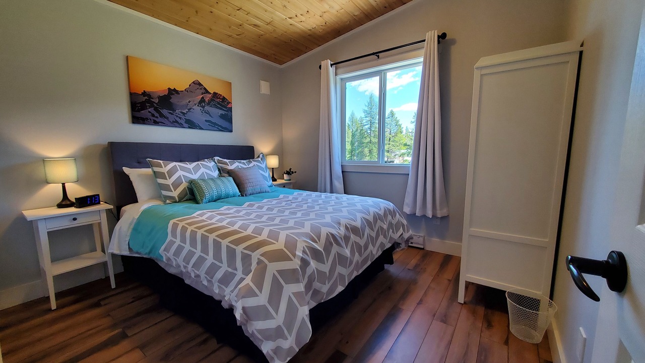 Photo of Bedroom in East Kootenay