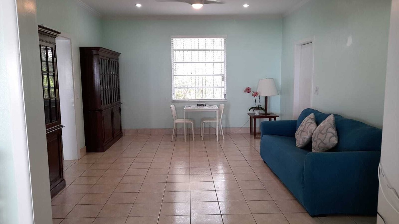 Photo of Livingroom in Nassau