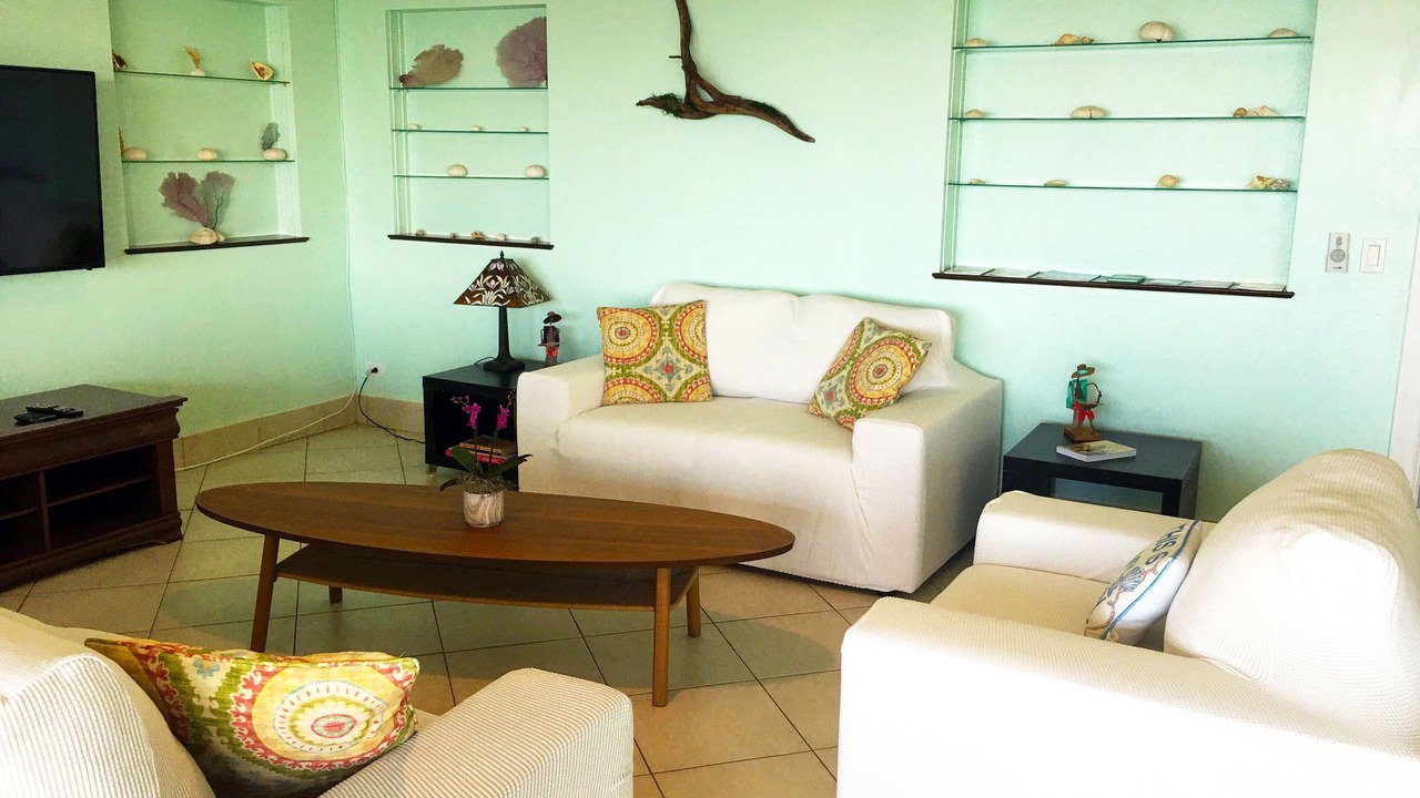 Photo of Livingroom in Nassau