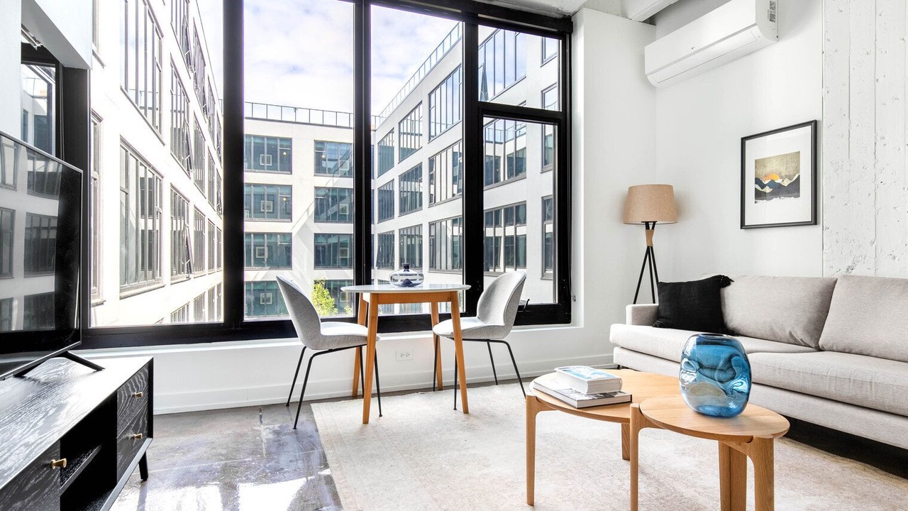 Photo of Livingroom in Uptown