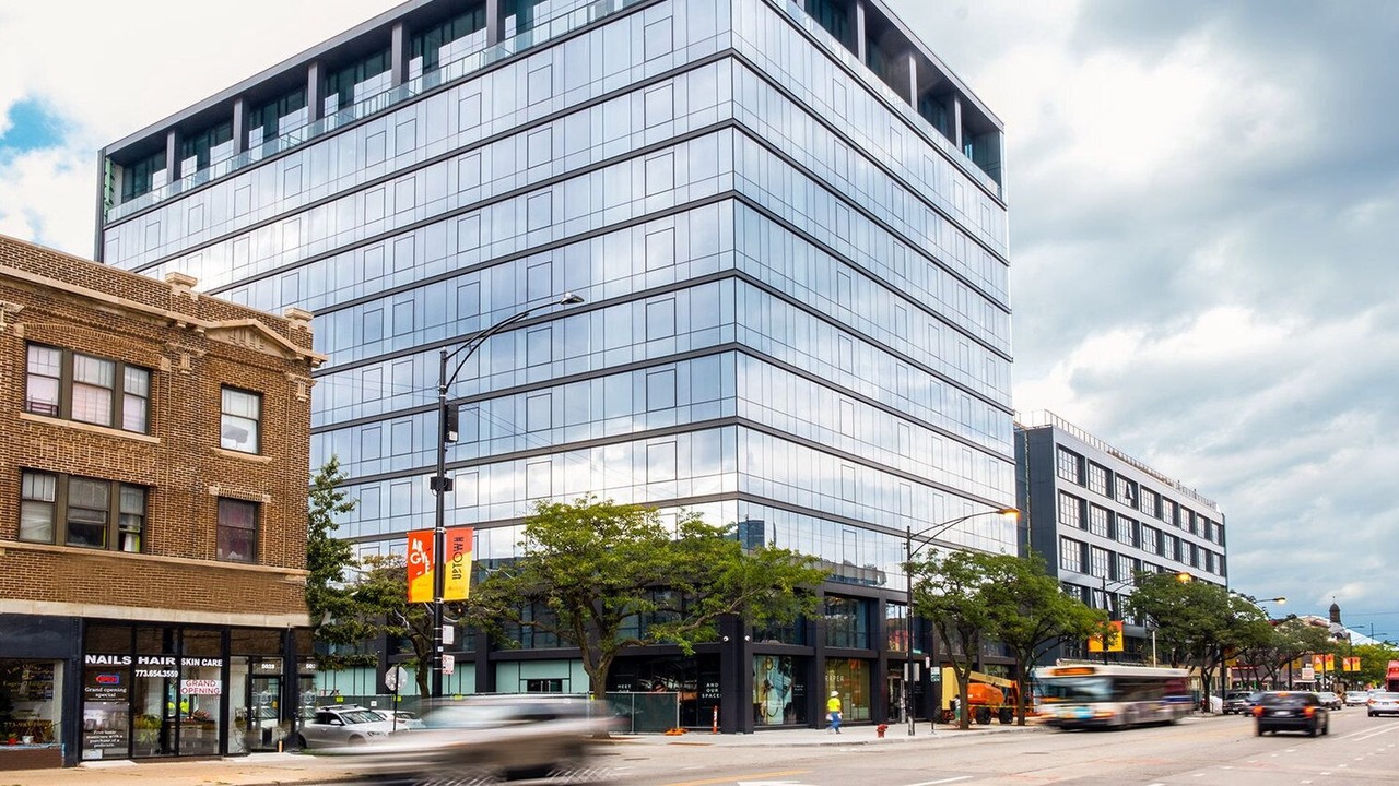 Photo of Outdoor in Uptown