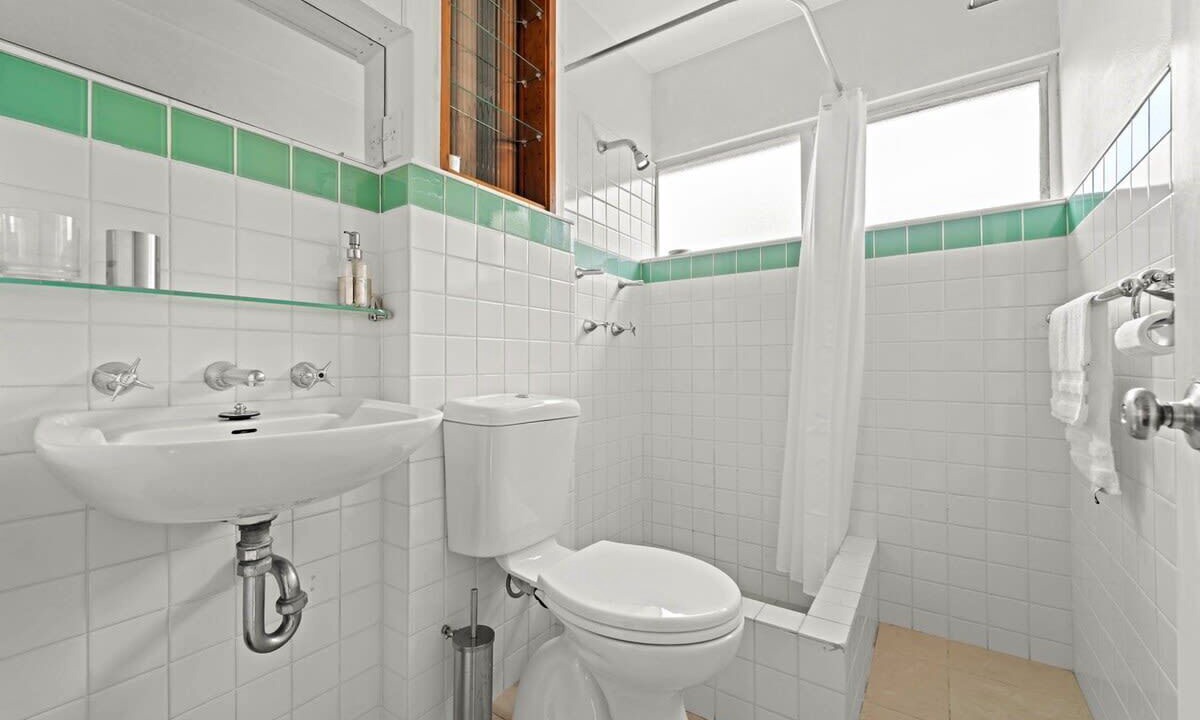 Photo of Bathroom in Potts Point