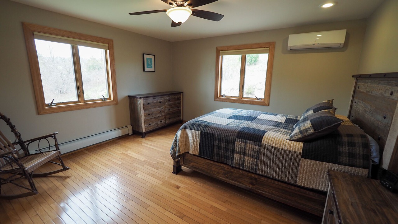 Photo of Bedroom in East Burke