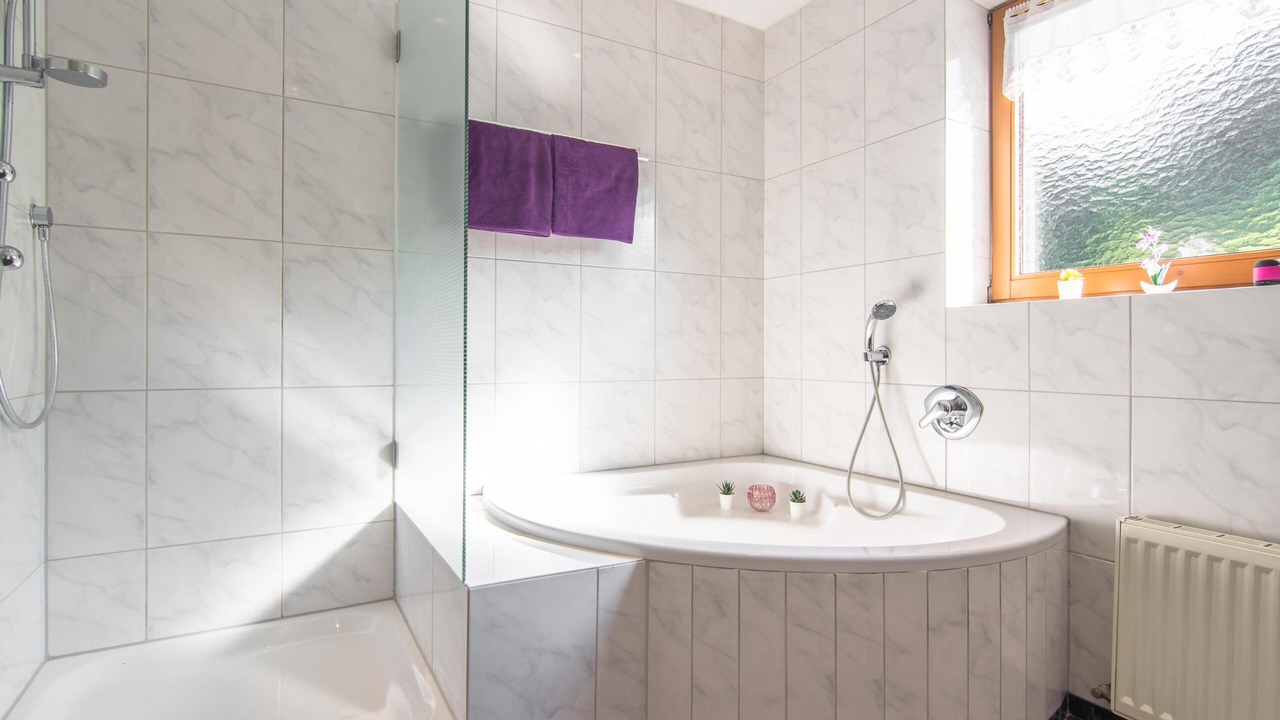 Photo of Bathroom in Pfons