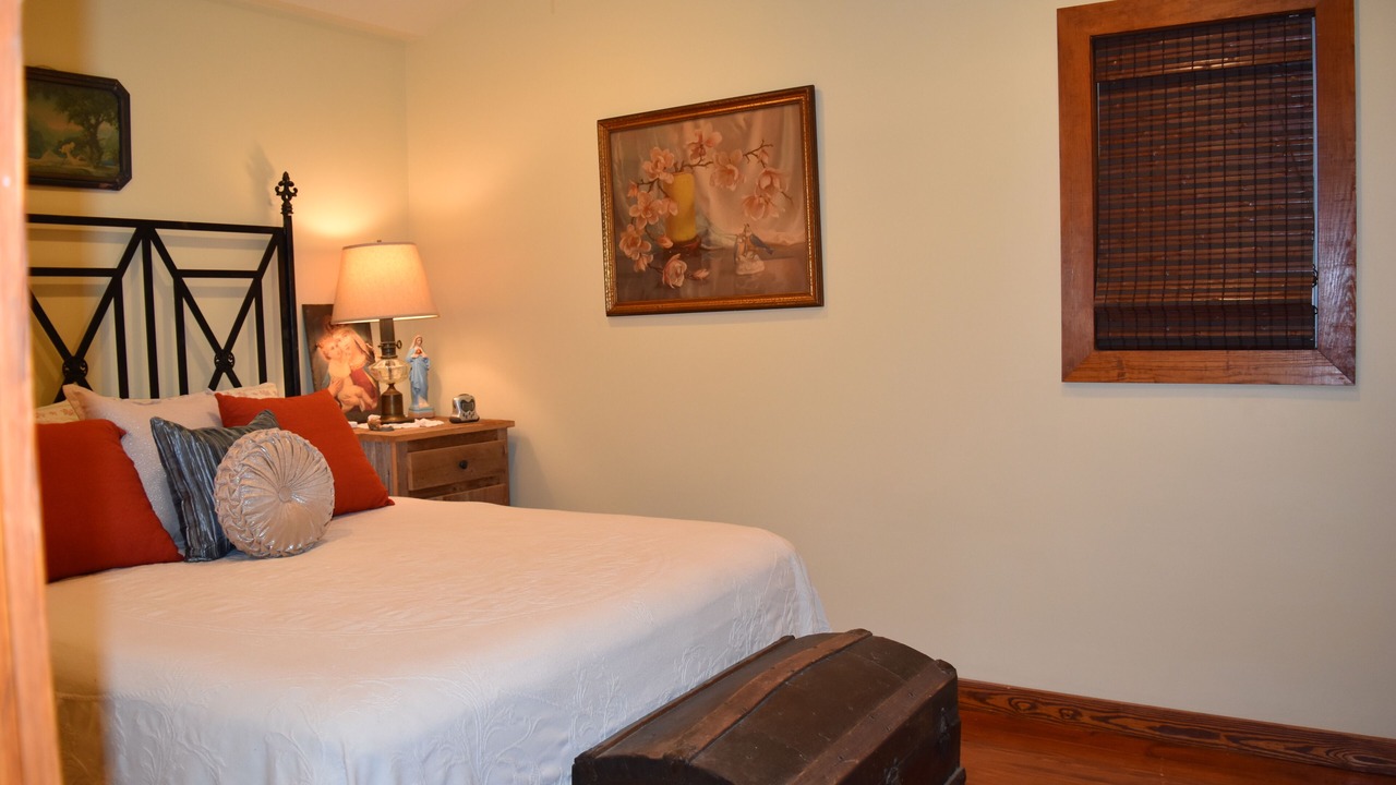 Photo of Bedroom in Breaux Bridge