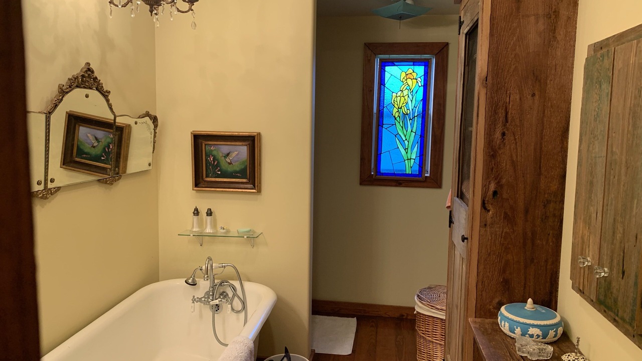 Photo of Bathroom in Breaux Bridge