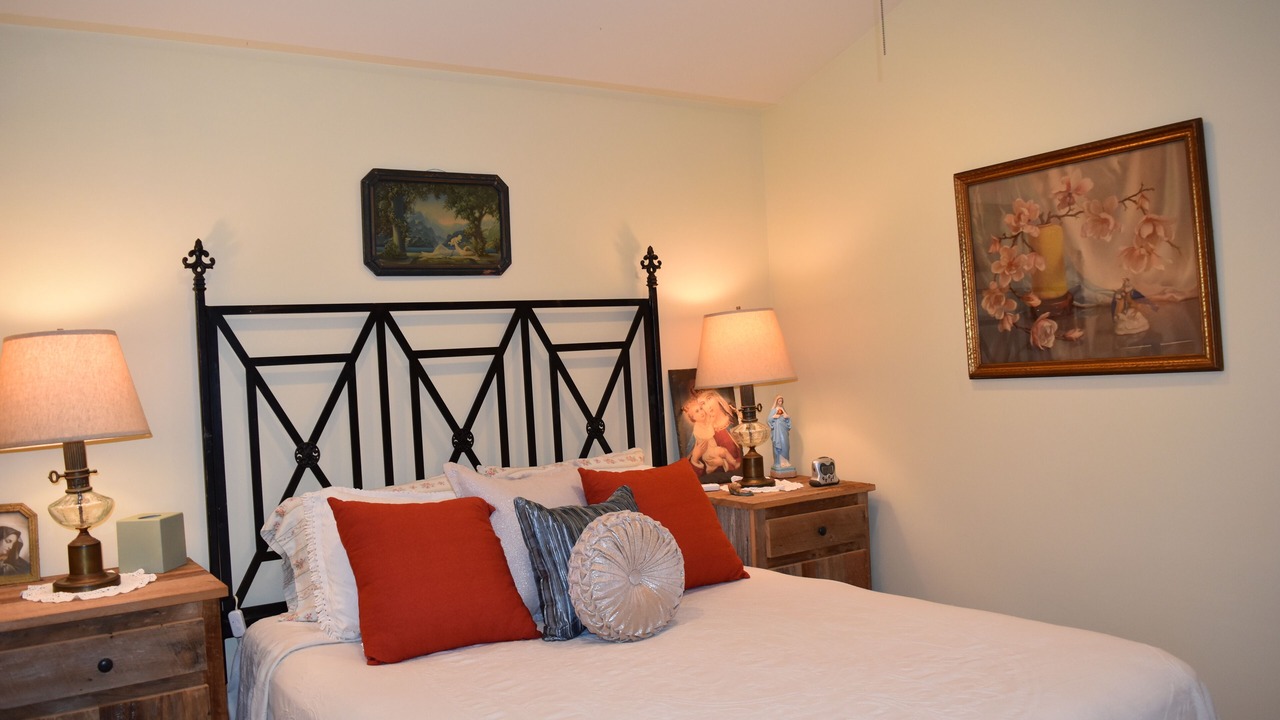 Photo of Bedroom in Breaux Bridge