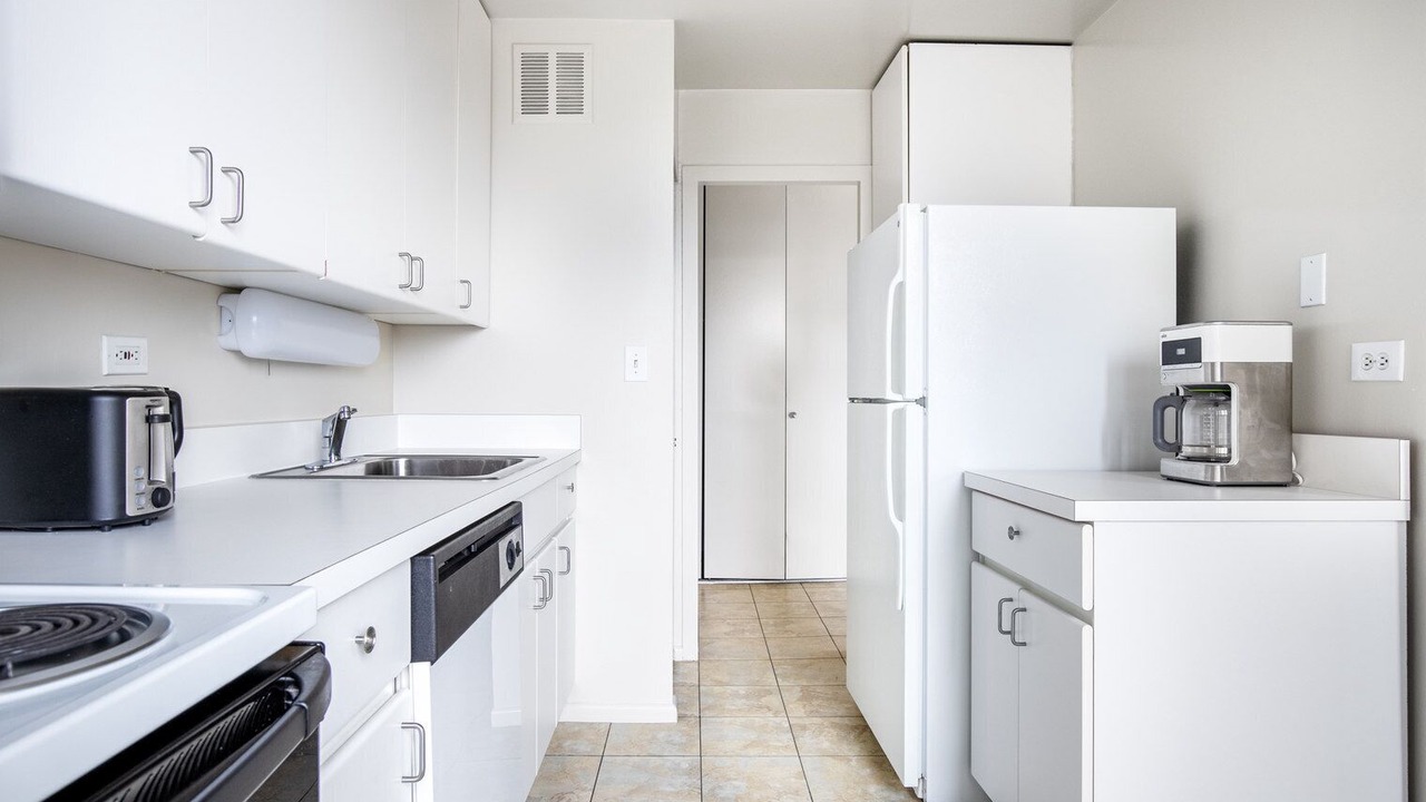 Photo of Kitchen in Lake View East