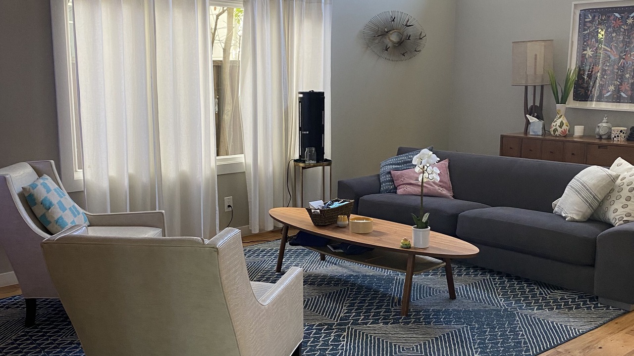 Photo of Livingroom in University Heights