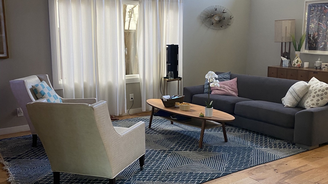 Photo of Livingroom in University Heights