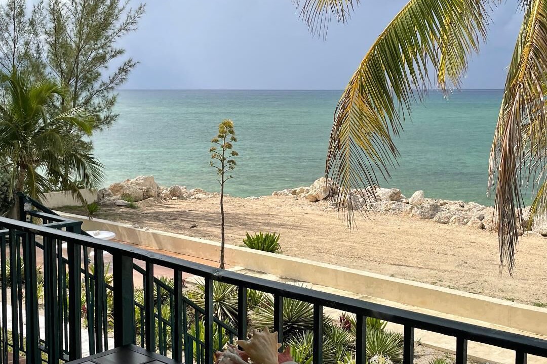 Photo of Patio Balcony in Bahamas Terrace