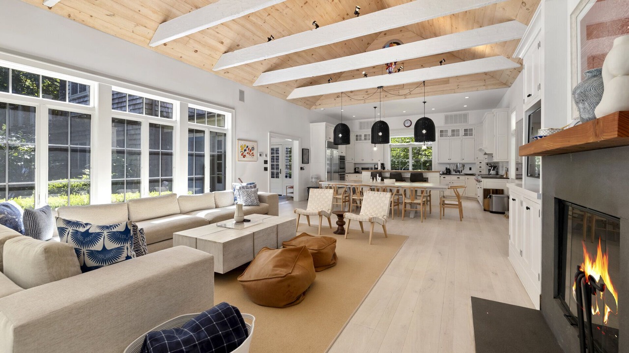 Photo of Livingroom in Clearwater Beach