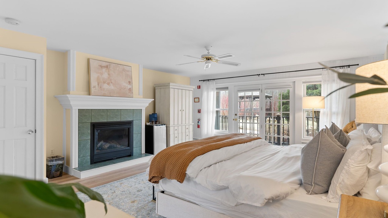 Photo of Livingroom in Mendon