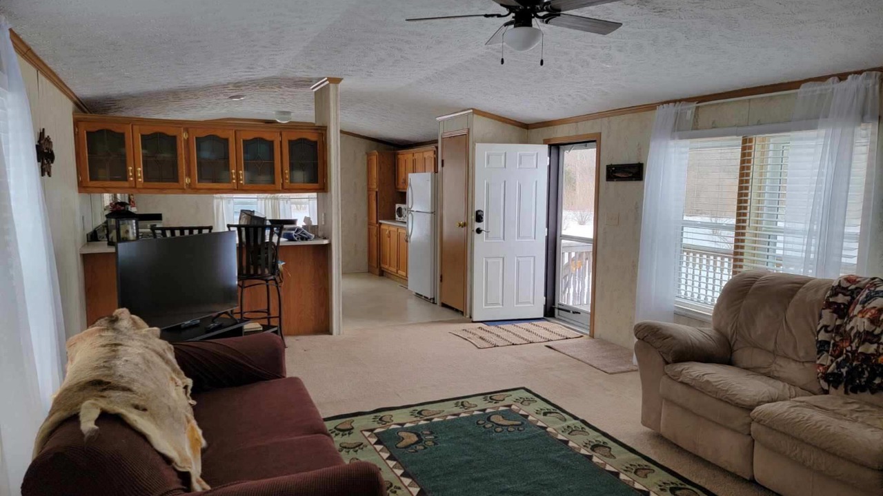 Photo of Livingroom in Dickson Township