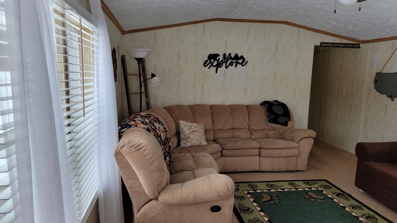 Photo of Livingroom in Dickson Township