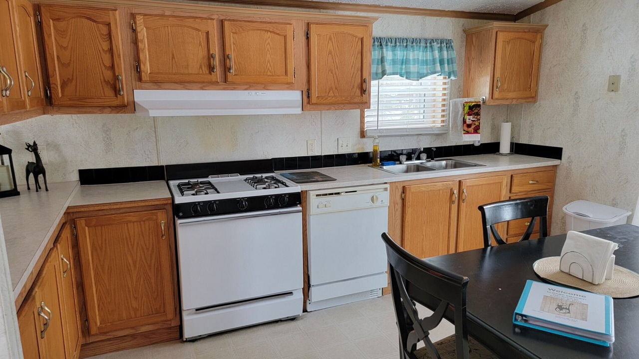 Photo of Kitchen in Dickson Township