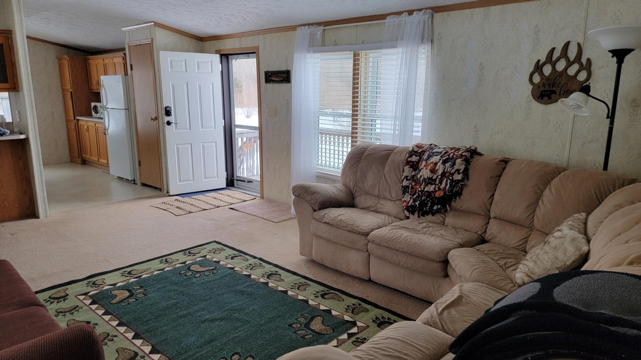 Photo of Livingroom in Dickson Township