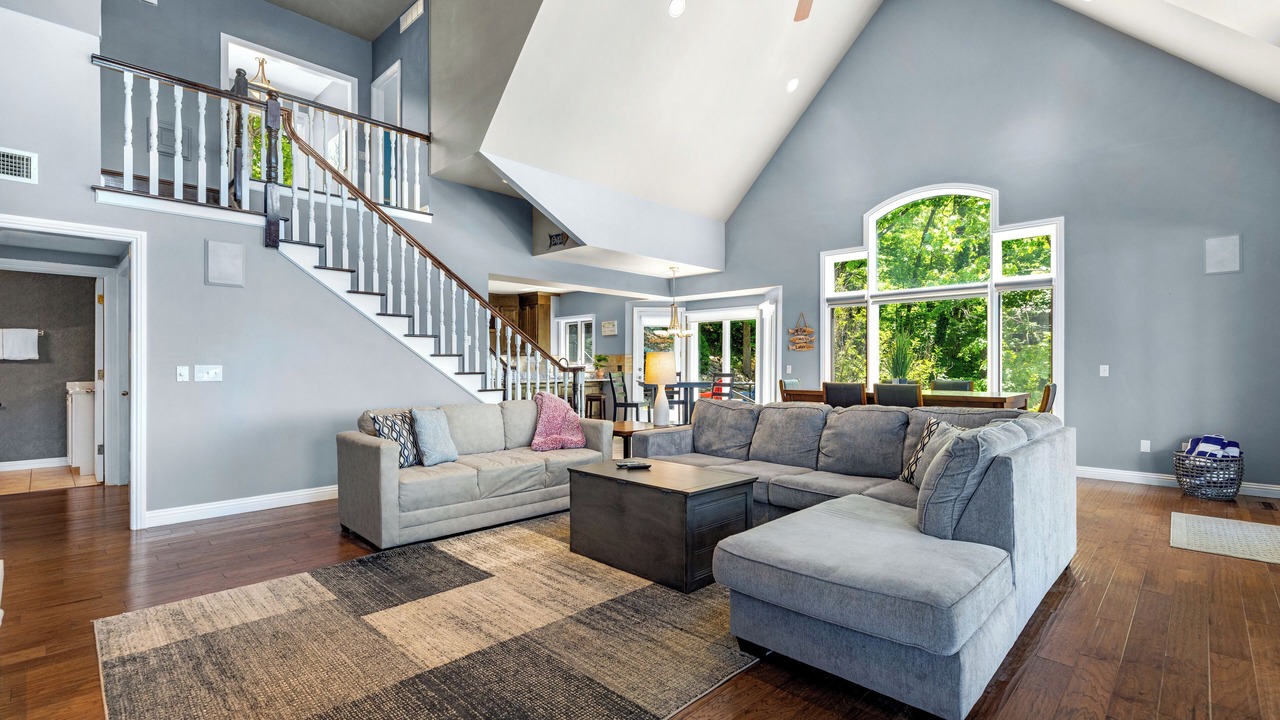 Photo of Livingroom in Camdenton