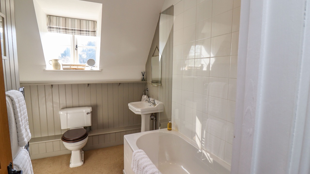 Photo of Bathroom in Chedworth