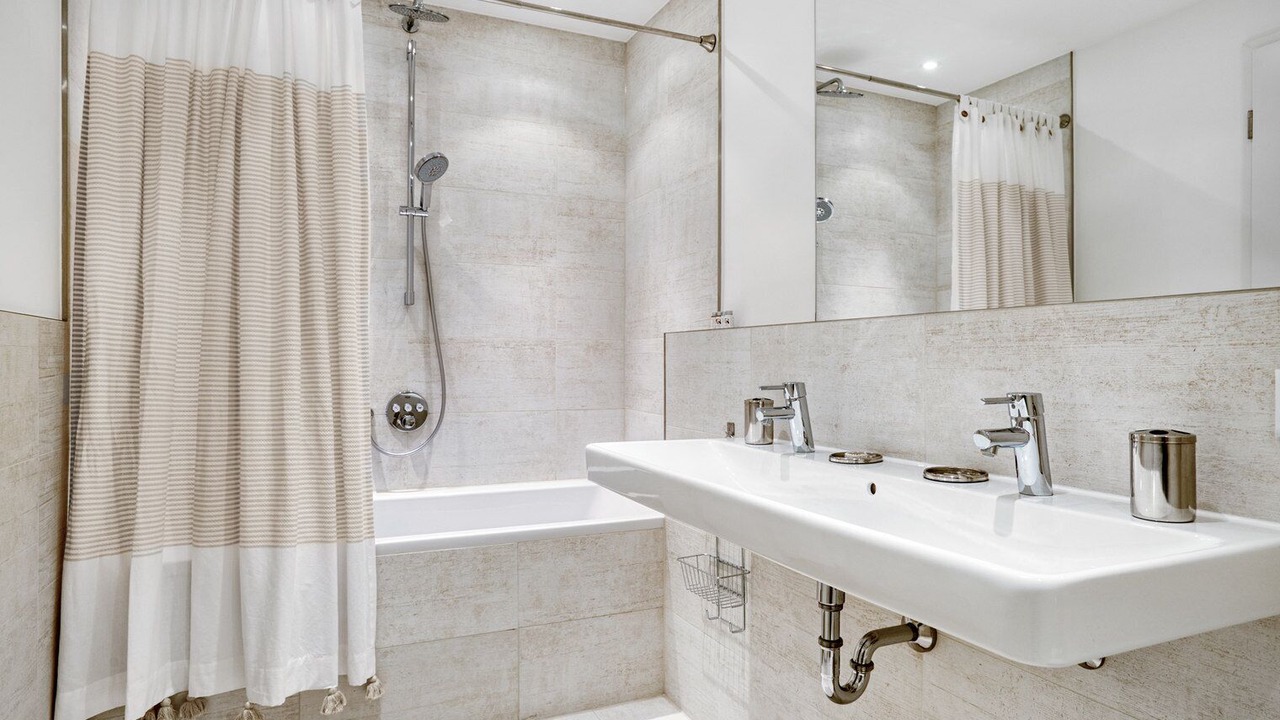 Photo of Bathroom in Halensee