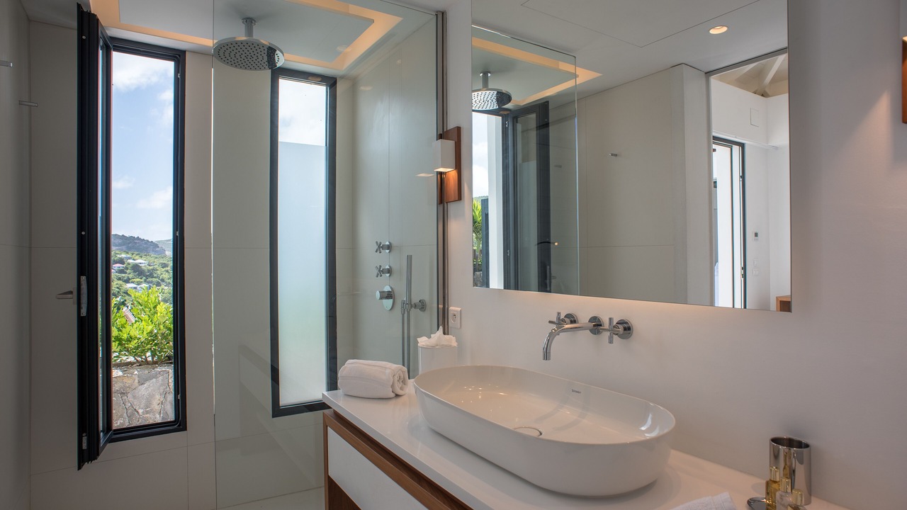Photo of Bathroom in Anse de Lorient