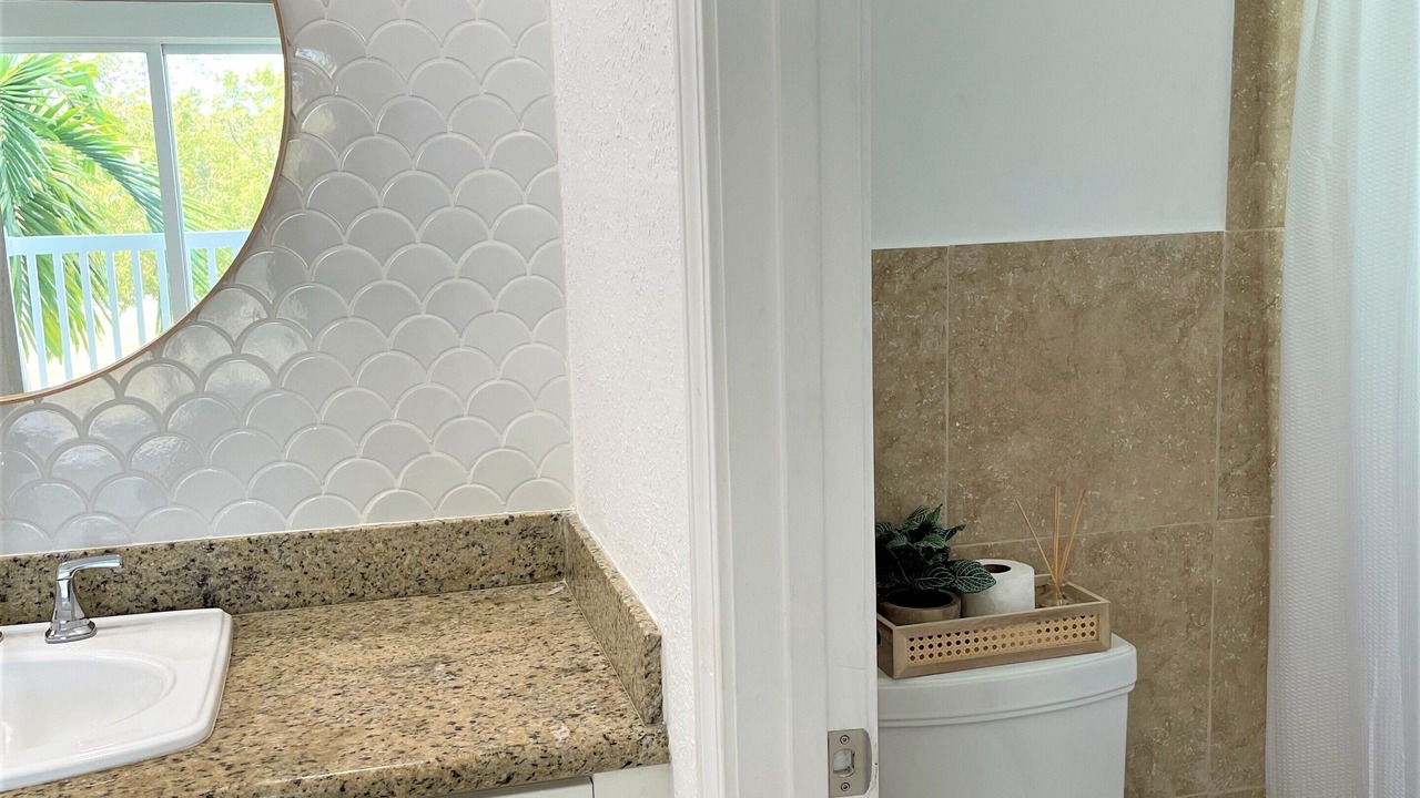 Photo of Bathroom in Alice Town